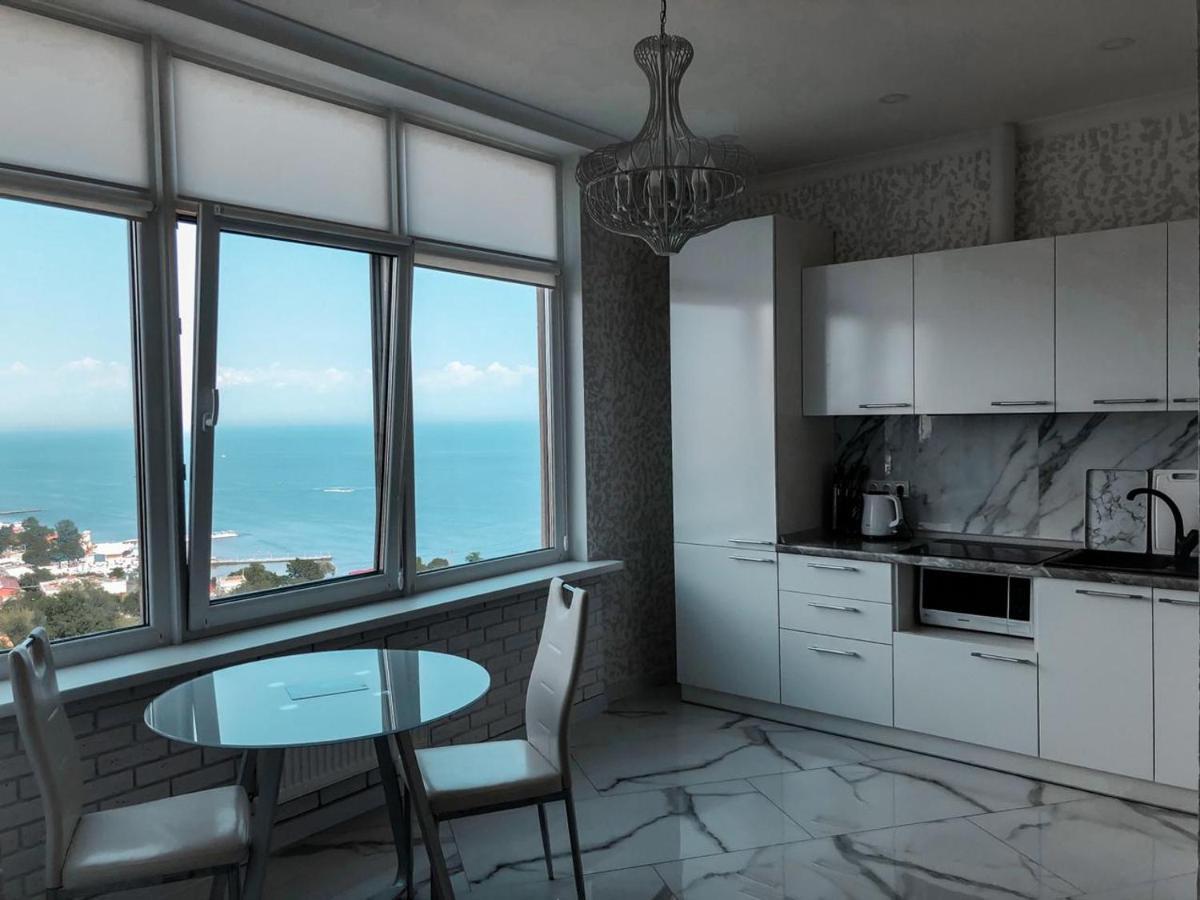 M&P Vip Appartments In Arkadia 敖德萨 外观 照片