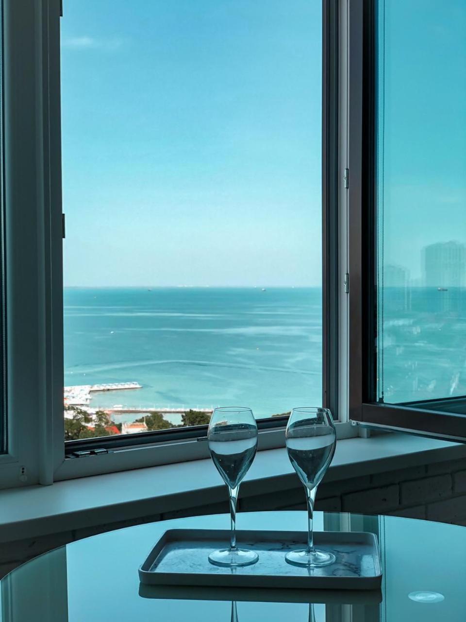 M&P Vip Appartments In Arkadia 敖德萨 客房 照片