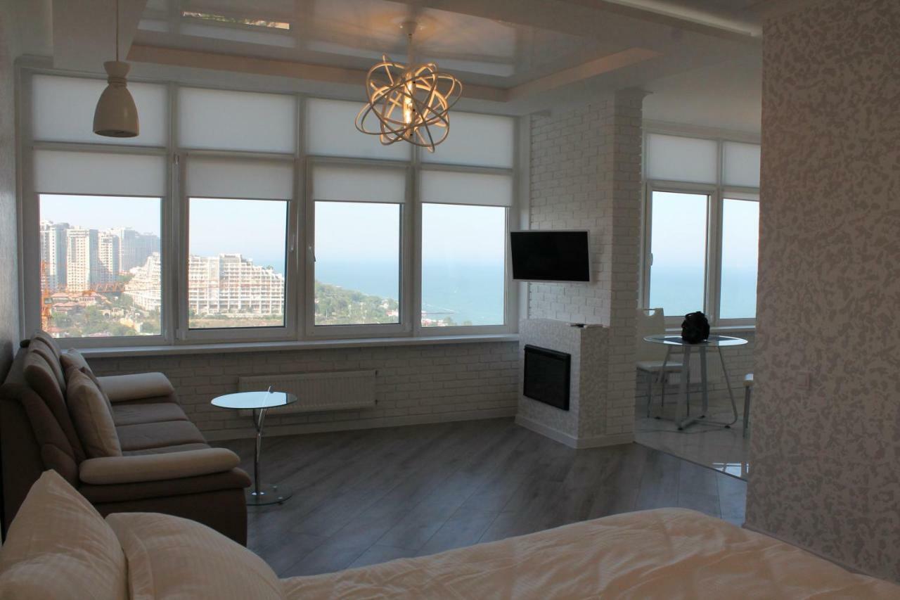 M&P Vip Appartments In Arkadia 敖德萨 外观 照片