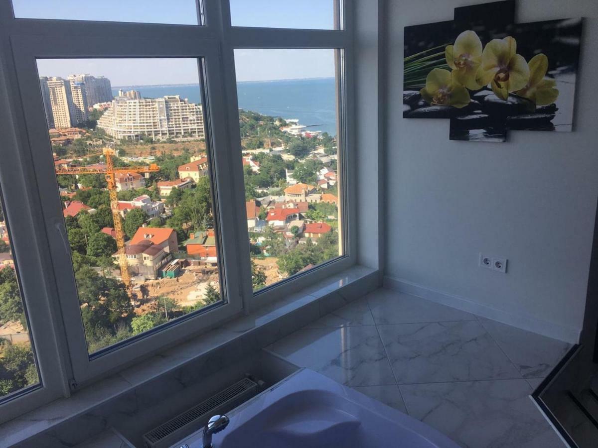 M&P Vip Appartments In Arkadia 敖德萨 外观 照片