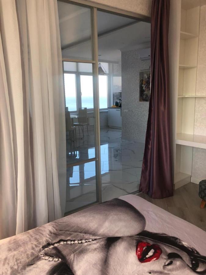 M&P Vip Appartments In Arkadia 敖德萨 外观 照片