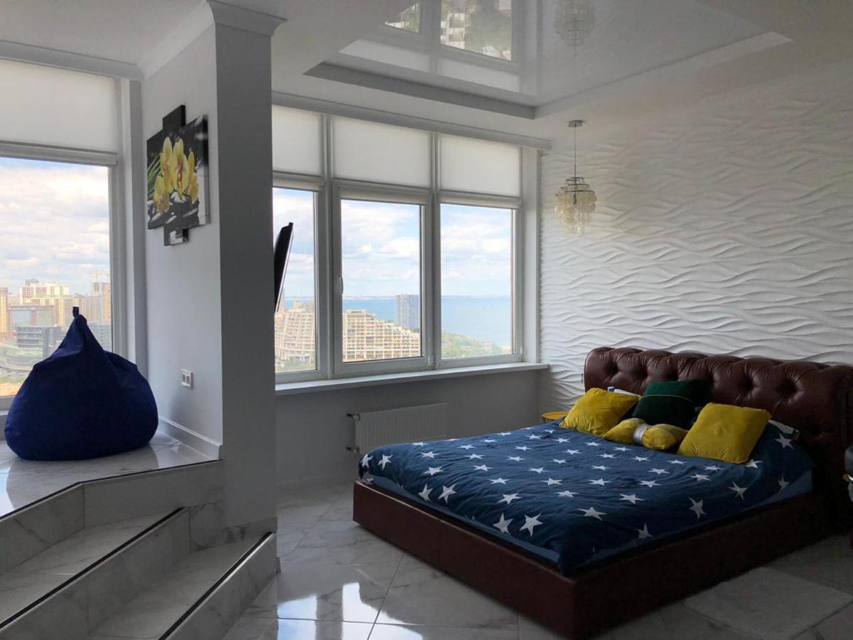 M&P Vip Appartments In Arkadia 敖德萨 外观 照片