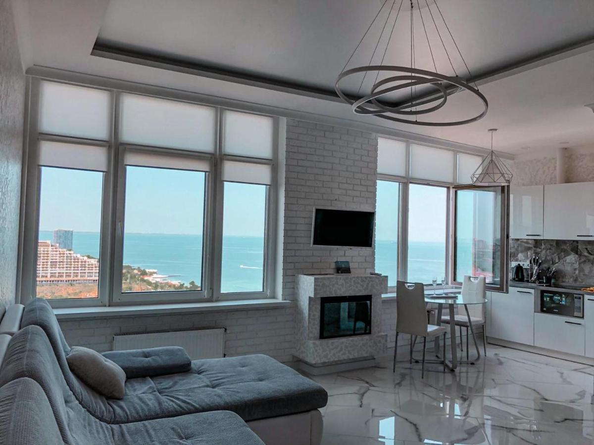 M&P Vip Appartments In Arkadia 敖德萨 客房 照片